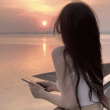https://himg.bdimg.com/sys/portrait/item/public.1.ad7a609a.j-9fe24PGF10c3VcF1d52w