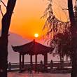 https://himg.bdimg.com/sys/portrait/item/public.1.f21962f6.q1kA_Q9s_eLjSuKE04lcEA
