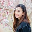 https://himg.bdimg.com/sys/portrait/item/public.1.f2eeff24.V55asHbglGIzmvGdoJ5OSQ
