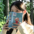 曹骏拍照还是只会比剪刀手哈️！乖崽第一次全头染好拘谨