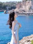脾气怪怪小美眉